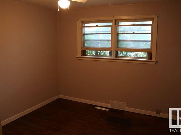 5th image of 7727 82nd Ave NW