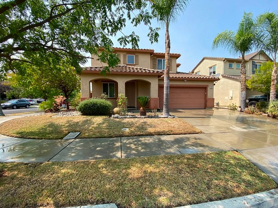1st image of 16771 Loganberry Way