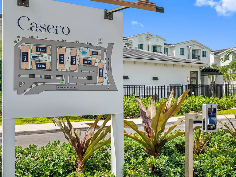 Casero Apartments — Photo 9
