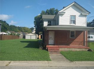 810 Lincoln Ave, Suffolk, VA 23434