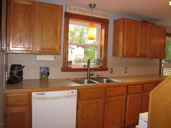 4th image of 1440 Arcadia Dr NE