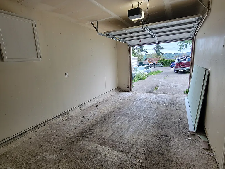 4114 McCall Blvd W — Photo 9