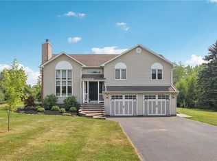 9267 Asbury Rd, Le Roy, NY 14482