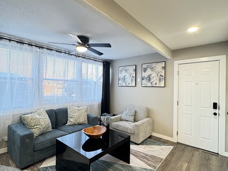 Front door entrance & Living room