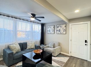 101 W Park St APT 104, Urbana, IL 61801