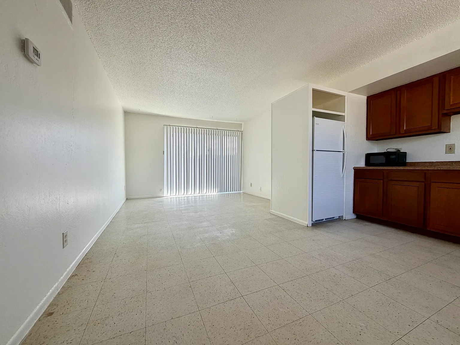 220 S 3rd Ave — Photo 3
