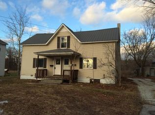 27 Foundry St, Swanton, VT 05488