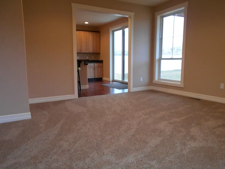 2906 Encino Dr — Photo 4