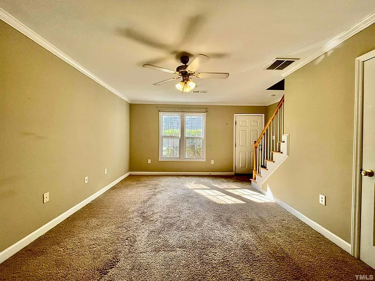 228 Bass Lake Rd — Photo 5