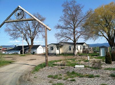 Entrance from Hwy 140W