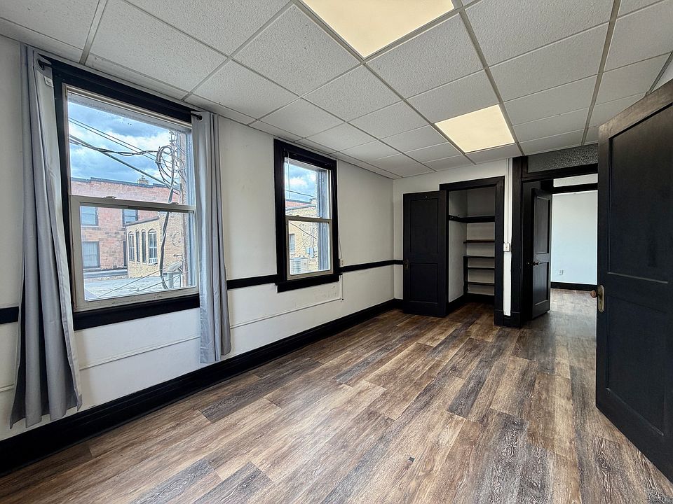 1st image of 112 S Mill St