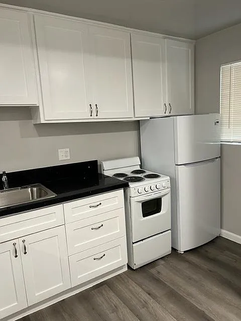 Woodbridge Village Apartments — Photo 3