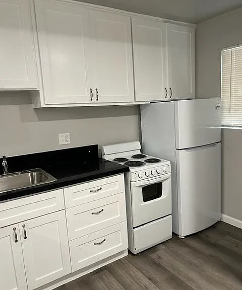 Woodbridge Village Apartments — Photo 12