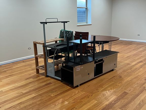 3rd image of 3437 S Lowe Ave #2