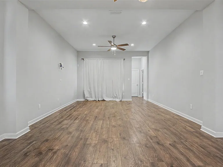19718 Shinnery Ridge Ct — Photo 7