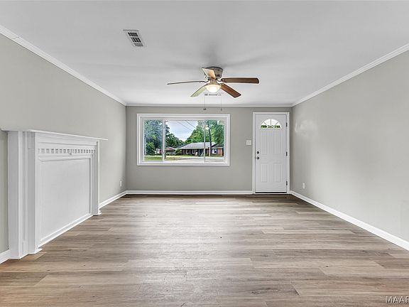 5th image of 7 Narrow Ln