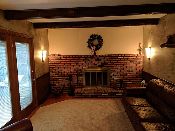 5th image of 4025 Laurel Glenn Dr