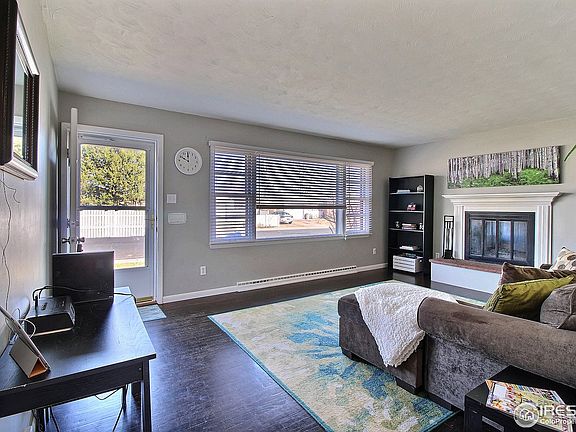 3rd image of 1110 Wilshire Ave