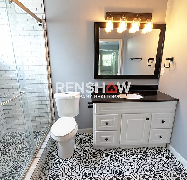 8161 Effingham Dr — Photo 18