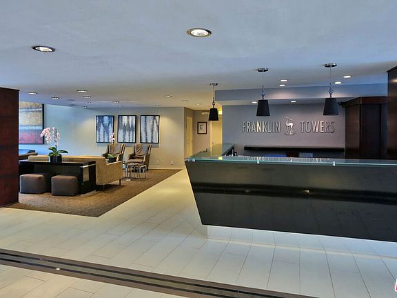 5th image of 7250 Franklin Ave Unit 1006