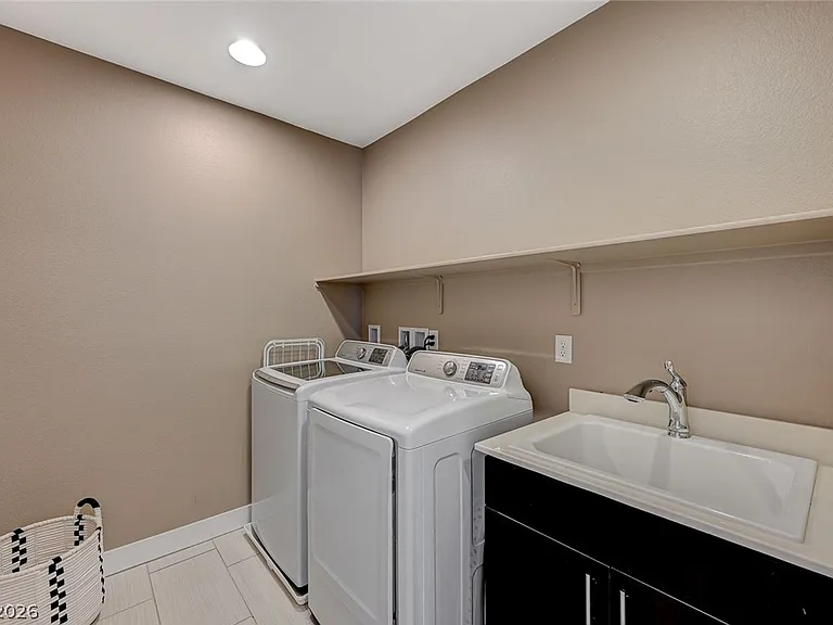 11375 Gravitation Dr — Photo 40