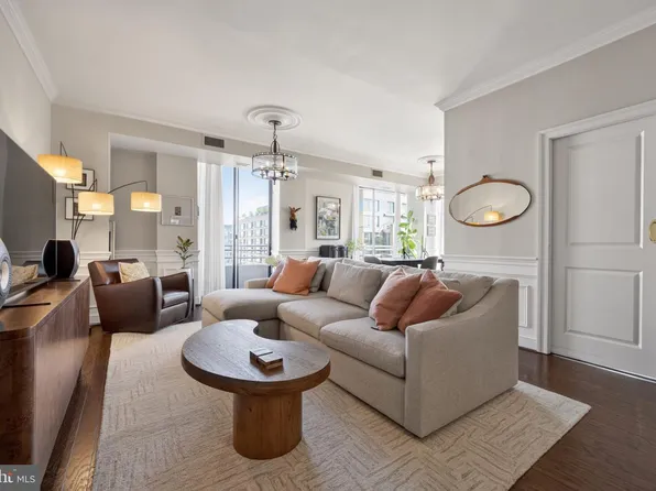 1200 23rd St NW APT 910, Washington, DC 20037