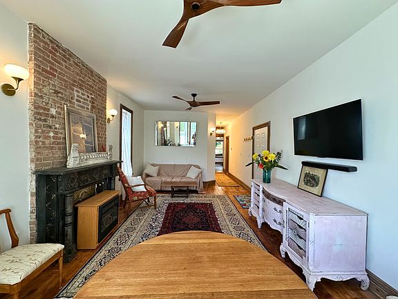 4th image of 95 Liberty St Floor 1