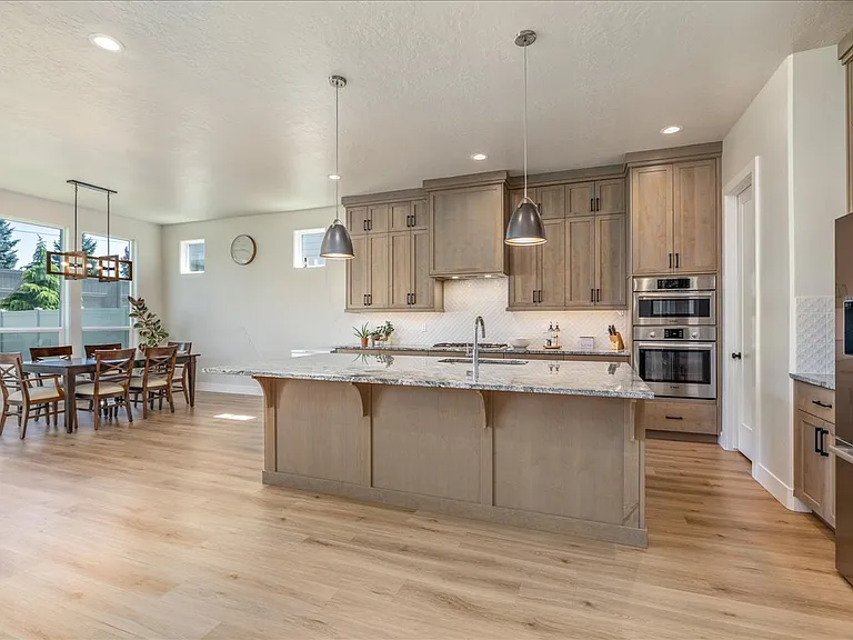 5562 S Zaivcla Ave — Photo 18