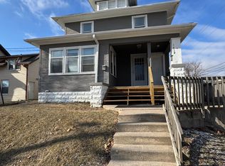 1414 Iowa St #2, Davenport, IA 52803