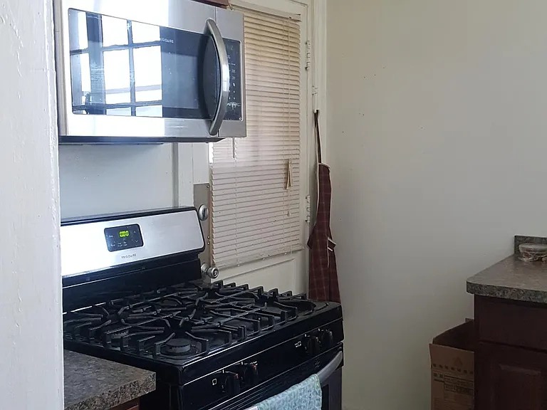 6323 N Mozart St — Photo 6