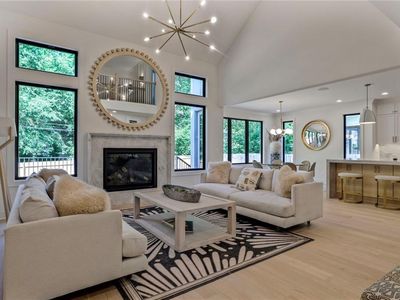 7124 Cedar St, Prairie Village, KS, 66208