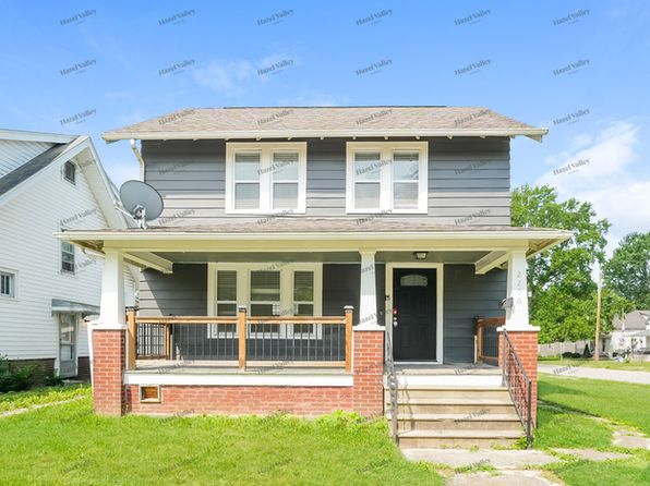 2706 Lexington Ave