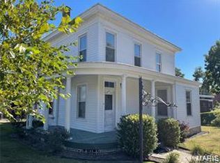 404 S 2nd St, Clarksville, MO 63336