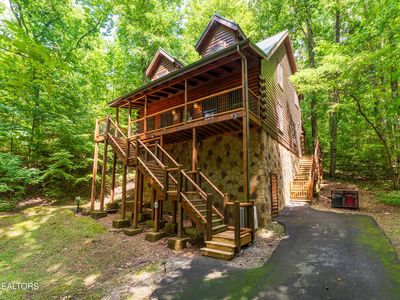 1615 Little Fall Ct, Sevierville, TN, 37876