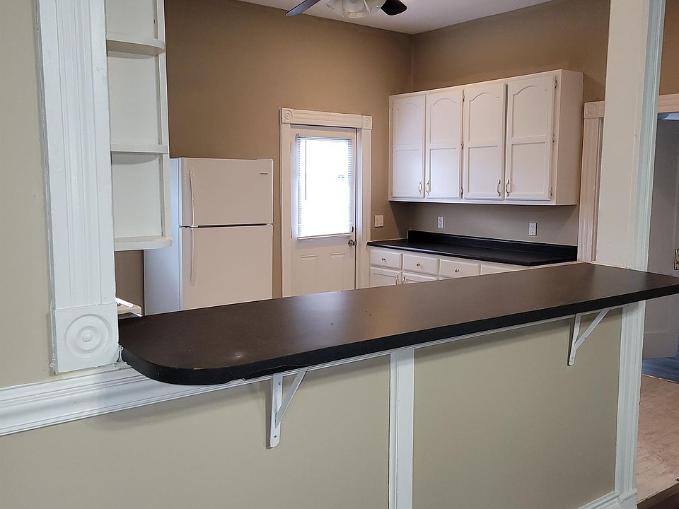 1st image of 166 Smith Ballard St #1