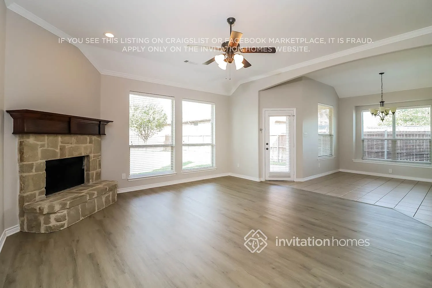 1155 Rosemary Ct Burleson, TX 76028 — Photo 4