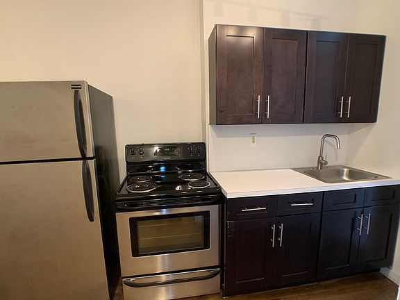 3rd image of 314 Jefferson Ave #3L
