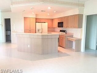 4th image of 156 Shorecrest Ct