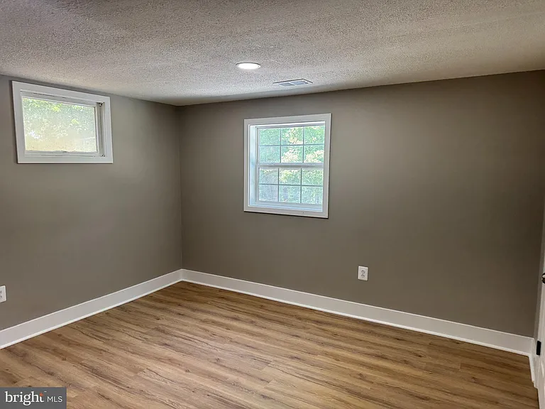 373 Bowman Rd — Photo 6