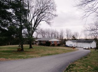1895 Hunts Bend Rd, Bowling Green, KY 42103
