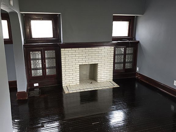 4th image of 13805 Thornhurst Ave