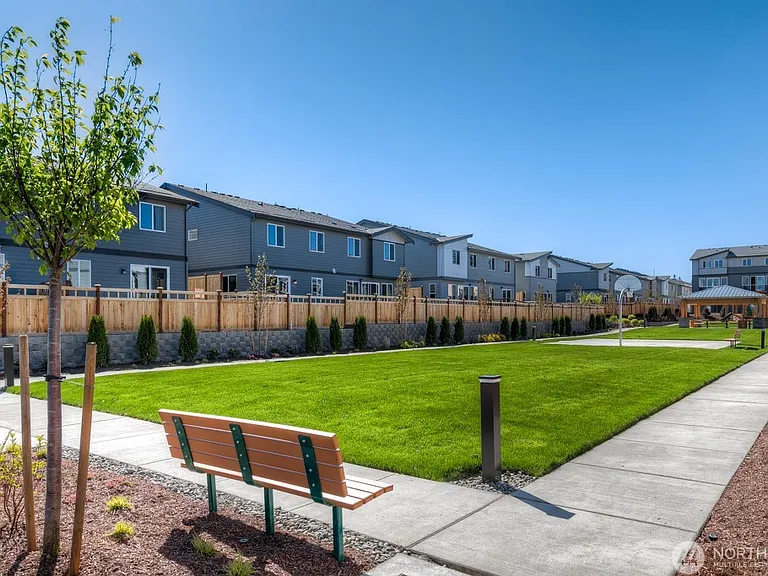 19324 35th Dr SE #C — Photo 18