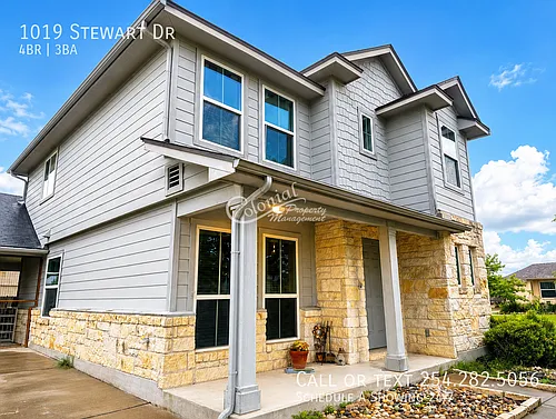 1019 Stewart Dr Photo 1
