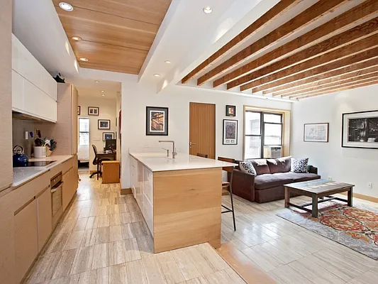 Rented by Sotheby's International Realty | media 7