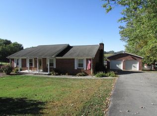 216 Hill Top Cir, Bluff City, TN 37618