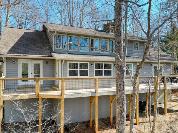 5804 Brasstown Creek Est, Young Harris, GA 30582