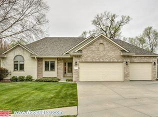 5821 Kennelley Ct, Lincoln, NE 68516