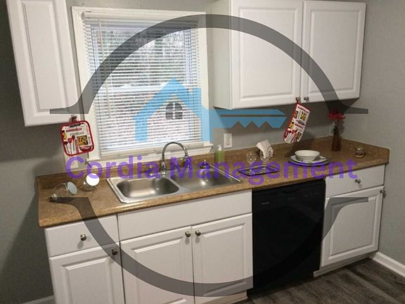 4th image of 2971 Dodson Dr