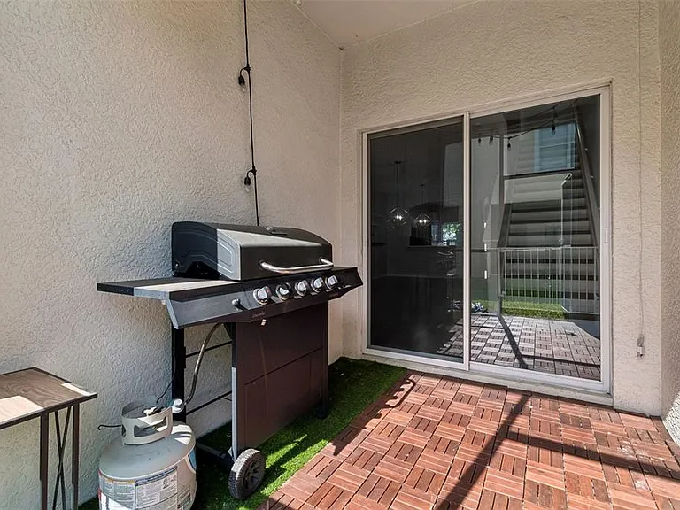 3566 High Hampton Cir — Photo 38