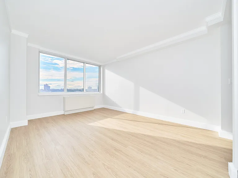 140 Riverside Blvd #1209 — Photo 7